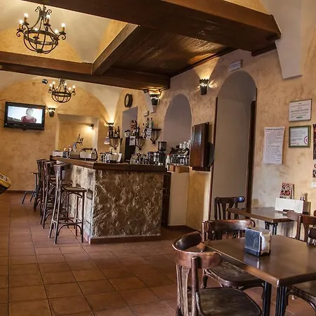 Hostal Meson Plaza Trujillo