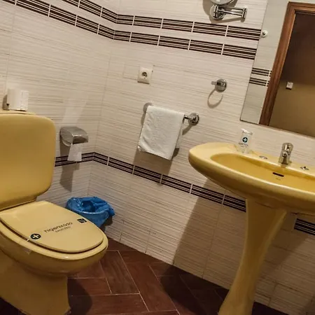 ゲストハウス Hostal Meson Plaza トルヒーリョ