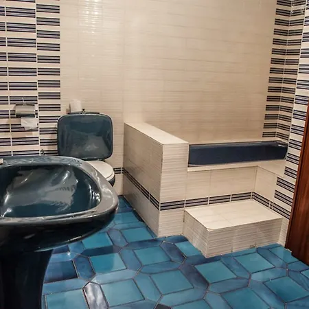 Hostal Meson Plaza 2* Trujillo